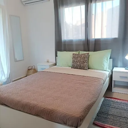 Apartament Away From Ixia (Rhodes)