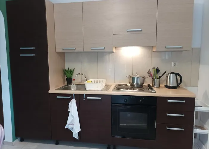 Apartament Away From *